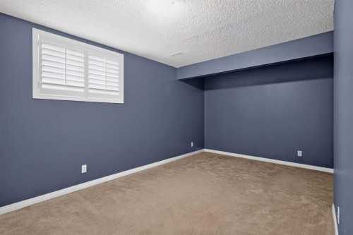 121 Rockyspring Terrace Nw, Calgary, AB - Indoor Photo Showing Other Room