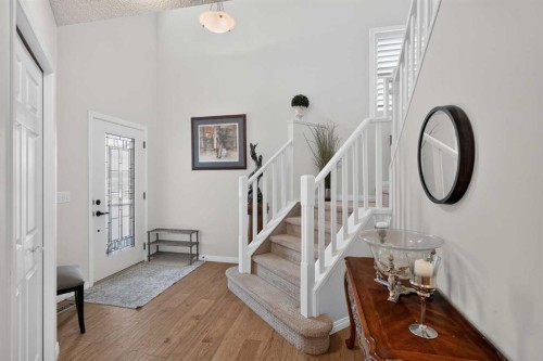 121 Rockyspring Terrace Nw, Calgary, AB - Indoor Photo Showing Other Room