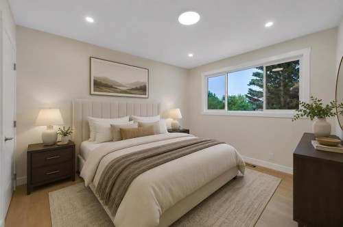 20 Bernard Way Nw, Calgary, AB - Indoor Photo Showing Bedroom