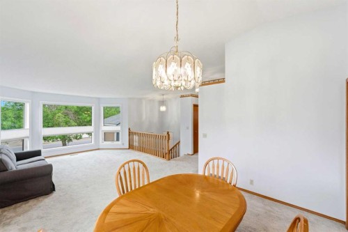 5 Sandpiper Gate Nw, Calgary, AB - Indoor Photo Showing Other Room