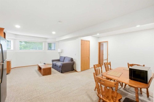 5 Sandpiper Gate Nw, Calgary, AB - Indoor