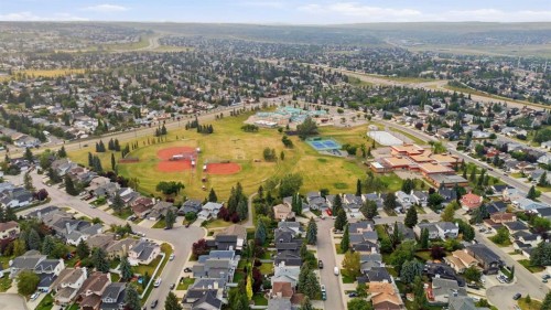 5 Sandpiper Gate Nw, Calgary, AB - Outdoor With View