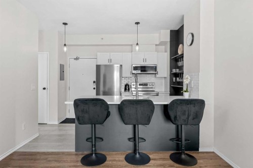 2213-73 Erin Woods Court, Calgary, AB - Indoor Photo Showing Kitchen With Upgraded Kitchen