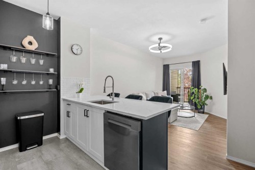 2213-73 Erin Woods Court, Calgary, AB - Indoor Photo Showing Kitchen