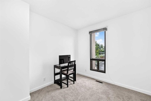 403-11010 Bonaventure Drive Se, Calgary, AB - Indoor Photo Showing Other Room