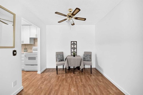 403-11010 Bonaventure Drive Se, Calgary, AB - Indoor