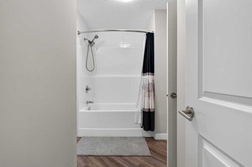 2115-3727 Sage Hill Drive Nw, Calgary, AB - Indoor Photo Showing Bathroom