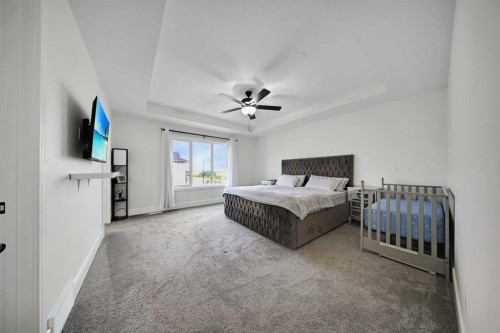 70 South Shore Bay, Chestermere, AB - Indoor Photo Showing Bedroom