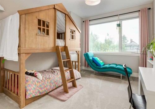 523 22 Avenue Nw, Calgary, AB - Indoor Photo Showing Bedroom