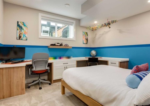 523 22 Avenue Nw, Calgary, AB - Indoor Photo Showing Bedroom