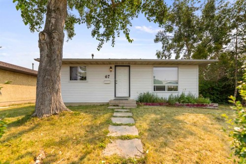 67 Falchurch Crescent Ne, Calgary, AB - Outdoor