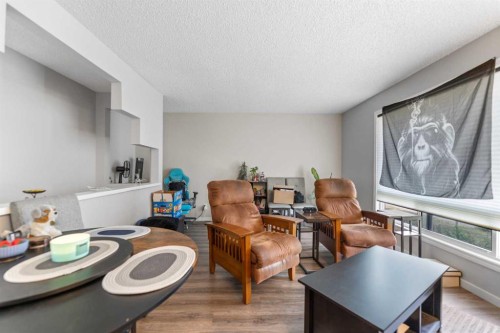 67 Falchurch Crescent Ne, Calgary, AB - Indoor