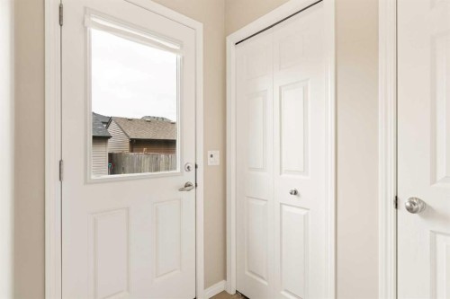 848 Chinook Gate Parade Sw, Airdrie, AB - Indoor Photo Showing Other Room