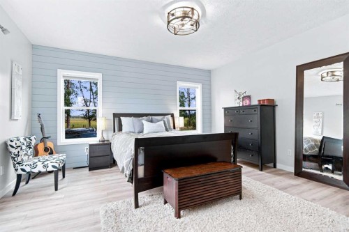370040 Range Road 4-0, Rural Clearwater County, AB - Indoor Photo Showing Bedroom