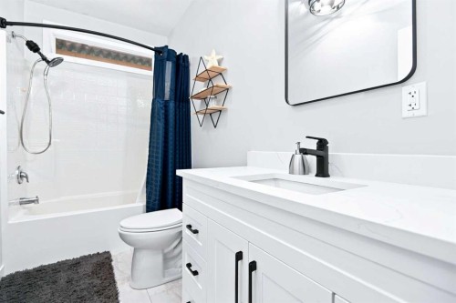 370040 Range Road 4-0, Rural Clearwater County, AB - Indoor Photo Showing Bathroom