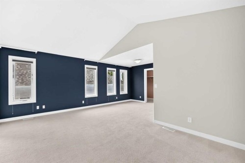 145 Cranridge Terrace Se, Calgary, AB - Indoor Photo Showing Other Room