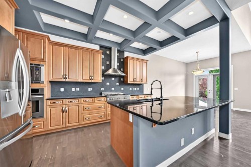 145 Cranridge Terrace Se, Calgary, AB - Indoor Photo Showing Kitchen With Upgraded Kitchen