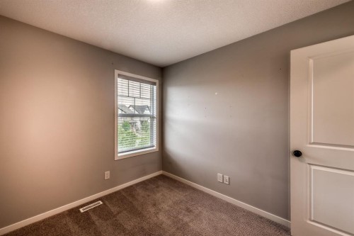 967 Mahogany Boulevard Se, Calgary, AB - Indoor Photo Showing Other Room
