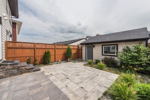 967 Mahogany Boulevard Se, Calgary, AB - Outdoor