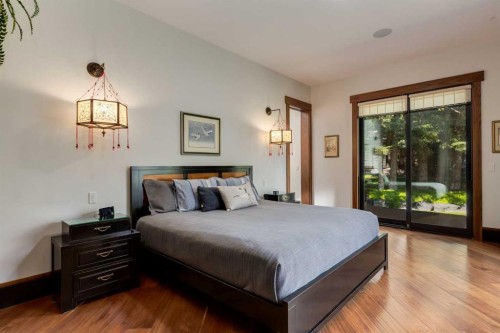5812 Baroc Road Nw, Calgary, AB - Indoor Photo Showing Bedroom