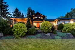5812 Baroc Road NW Calgary, AB T3A 4R5