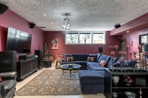5812 Baroc Road Nw, Calgary, AB - Indoor Photo Showing Living Room