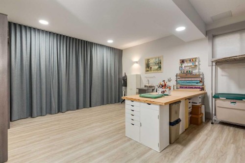 5812 Baroc Road Nw, Calgary, AB - Indoor