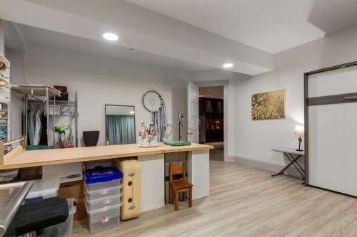 5812 Baroc Road Nw, Calgary, AB - Indoor
