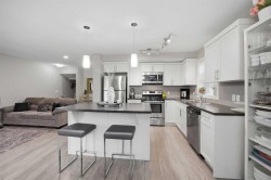 427 Redstone View NE Calgary, AB T3N 1B5