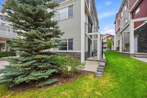 427 Redstone View Ne, Calgary, AB - Outdoor With Facade
