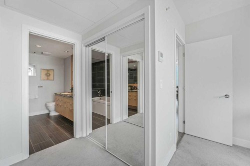402-519 Riverfront Avenue Se, Calgary, AB - Indoor Photo Showing Other Room