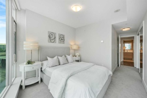 402-519 Riverfront Avenue Se, Calgary, AB - Indoor Photo Showing Bedroom