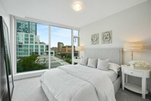 402-519 Riverfront Avenue Se, Calgary, AB - Indoor Photo Showing Bedroom