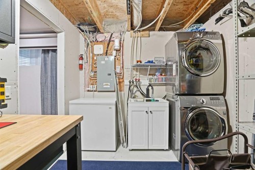 72 Redstone Common Ne, Calgary, AB - Indoor Photo Showing Laundry Room