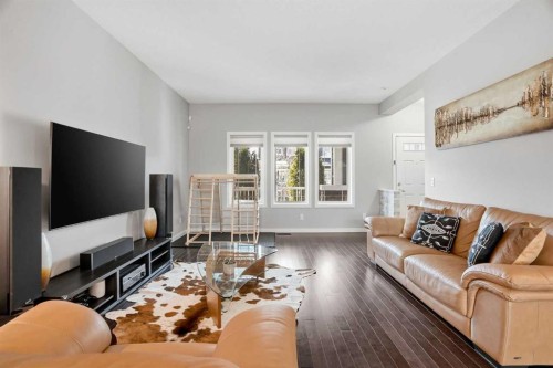 72 Redstone Common Ne, Calgary, AB - Indoor Photo Showing Living Room
