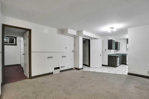 2131 16A Street Sw, Calgary, AB - Indoor
