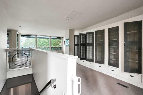 2131 16A Street Sw, Calgary, AB - Indoor Photo Showing Other Room