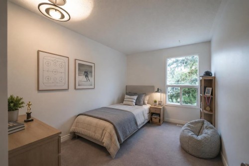2603 60 Street Ne, Calgary, AB - Indoor Photo Showing Bedroom