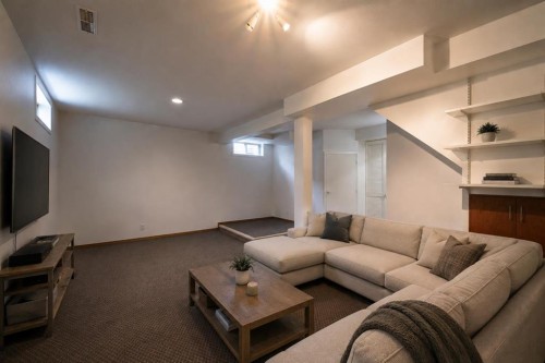 2603 60 Street Ne, Calgary, AB - Indoor
