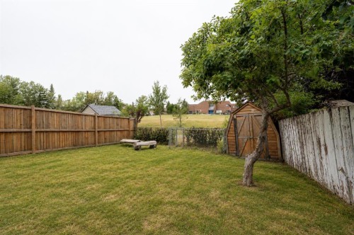 2603 60 Street Ne, Calgary, AB - Outdoor With Backyard