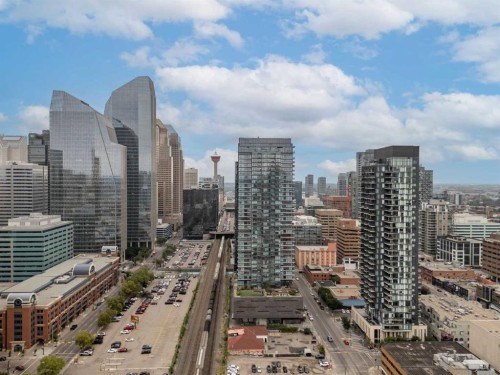 1608-1010 6 Street Sw, Calgary, AB - Outdoor With View