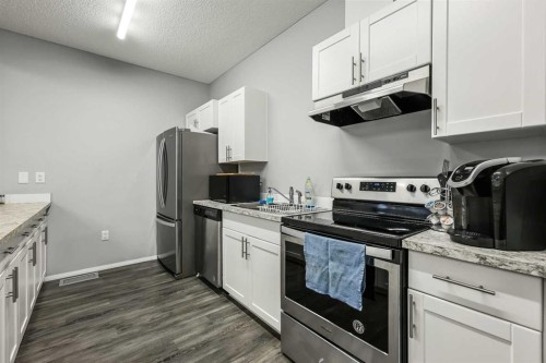 5-6220 17 Avenue Se, Calgary, AB 