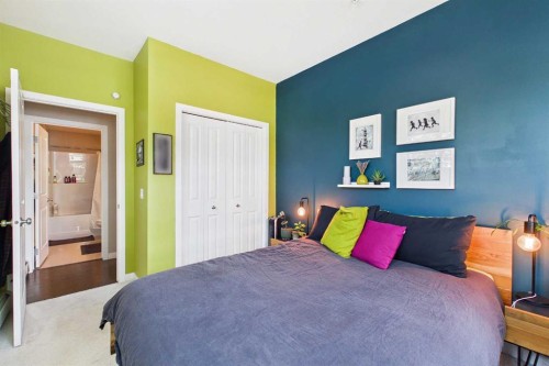 4101-5305 32 Avenue Sw, Calgary, AB - Indoor Photo Showing Bedroom