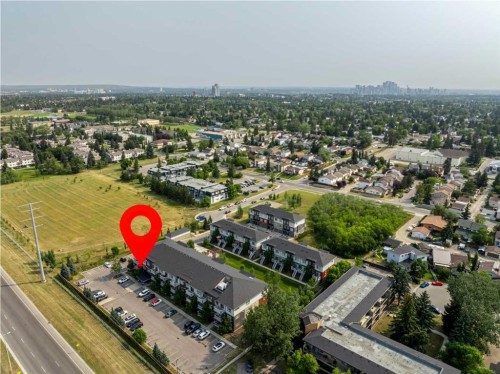 4101-5305 32 Avenue Sw, Calgary, AB - Outdoor With View