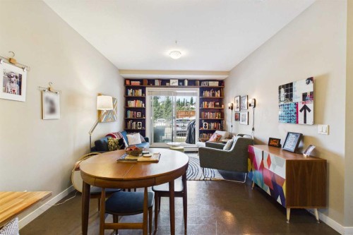 4101-5305 32 Avenue Sw, Calgary, AB - Indoor Photo Showing Dining Room