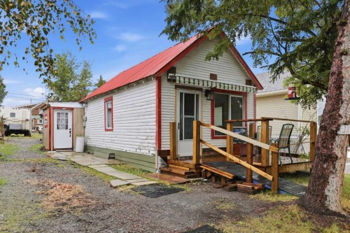 116 Frontenac Avenue Nw, Diamond Valley, AB - Outdoor