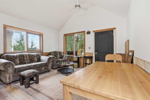 116 Frontenac Avenue Nw, Diamond Valley, AB - Indoor Photo Showing Other Room