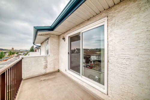 403-647 1 Avenue Ne, Calgary, AB - Outdoor With Balcony With Exterior