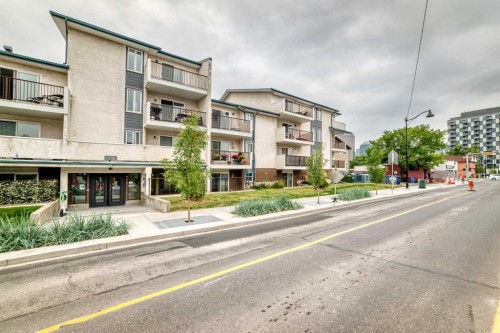 403-647 1 Avenue Ne, Calgary, AB - Outdoor With Balcony