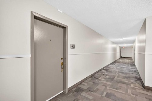 403-647 1 Avenue Ne, Calgary, AB - Indoor Photo Showing Other Room